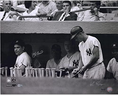 Снимка землянка с размер 16 х 20 инча с автограф на Йога Берры Ню Йорк Янкис - Подпис на фотографа Кен Ригана - Снимки на MLB с автограф