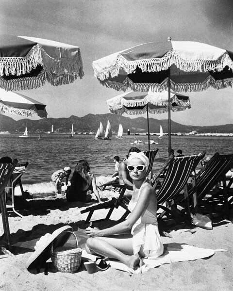 Хвана крадец, культовая Грейс Кели 1955 година, седнала в Кан плажа, снимка 8x10